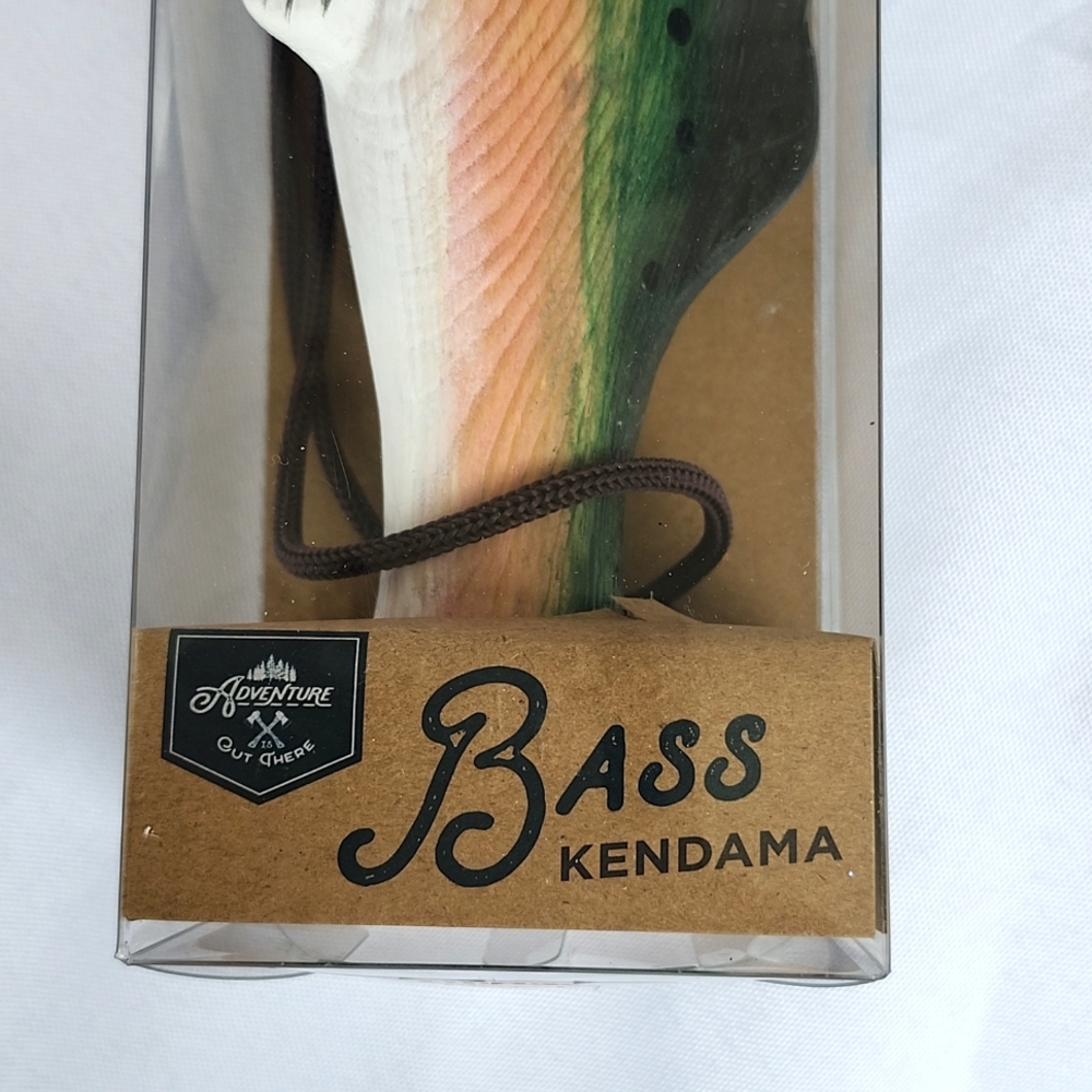 Bass Pro Wood Fish Game - Picture 3 of 6